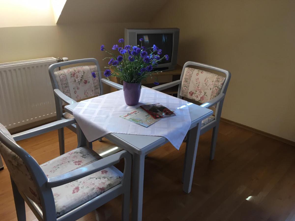 Foter Panzio Hotel Baja Ngoại thất bức ảnh