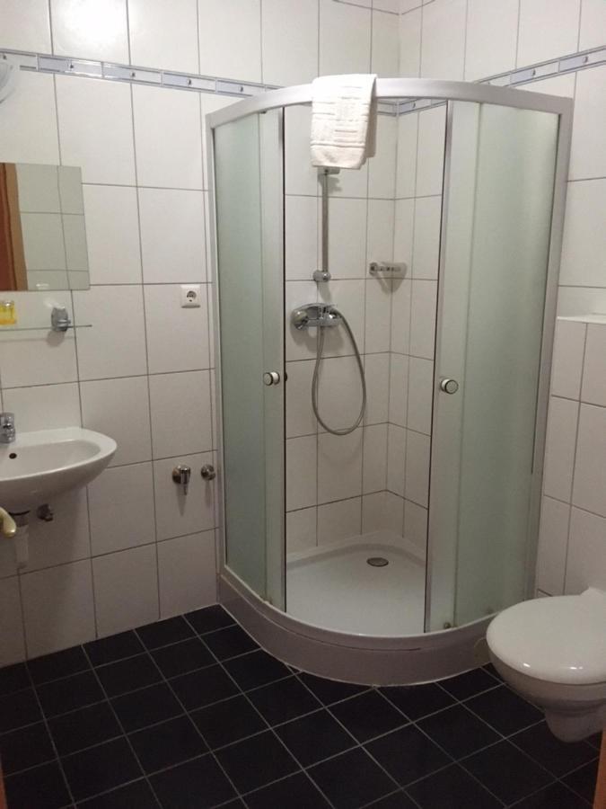 Foter Panzio Hotel Baja Ngoại thất bức ảnh